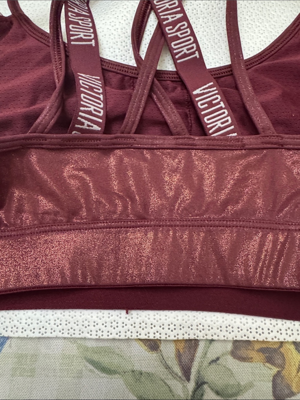 Victoria Secret - Picture 4 of 11